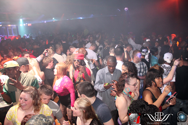 Dancing at the legendary Studio 4 in Findlay. Our DJs are a staple in Findlay nightlife history.