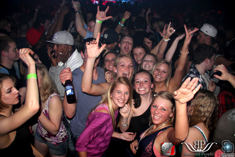 Girls having fun at the legendary Studio 4 in Findlay. Our DJs are a staple in Findlay nightlife history.